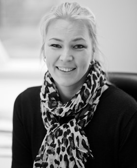 Porträtt på Cathrine Hellgren Roslagens sparbank